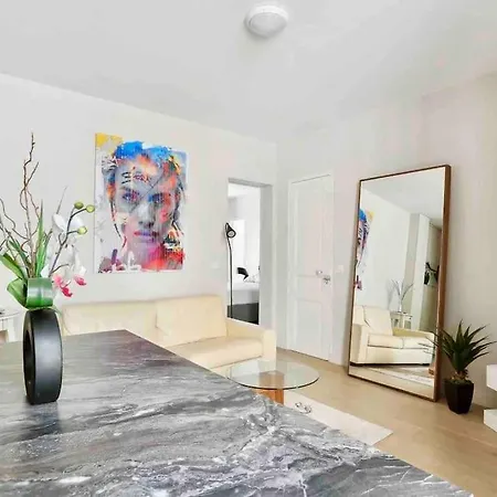 Apartament Paris / Charming Quiet And Spacious *
